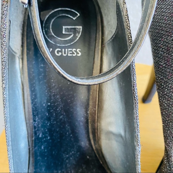 Guess Gray Shimmery Ankle Strap Peep Toe Heels Size 10 - Picture 5 of 7